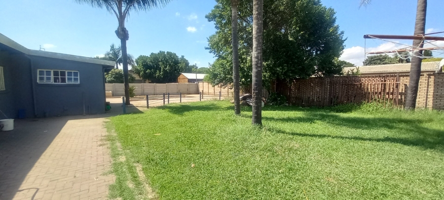 4 Bedroom Property for Sale in Sinoville Gauteng