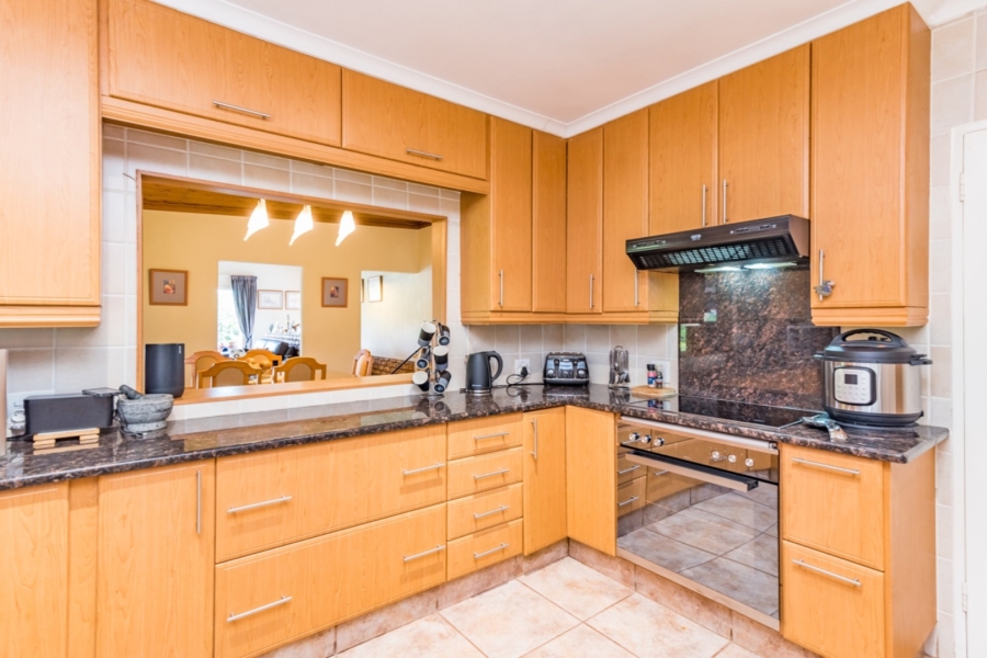 4 Bedroom Property for Sale in Rant En Dal Gauteng