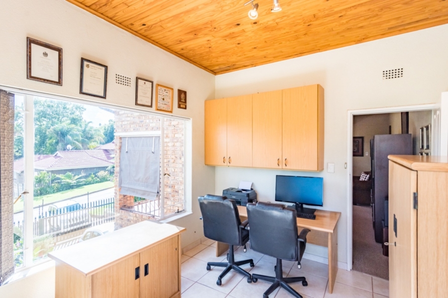 4 Bedroom Property for Sale in Rant En Dal Gauteng