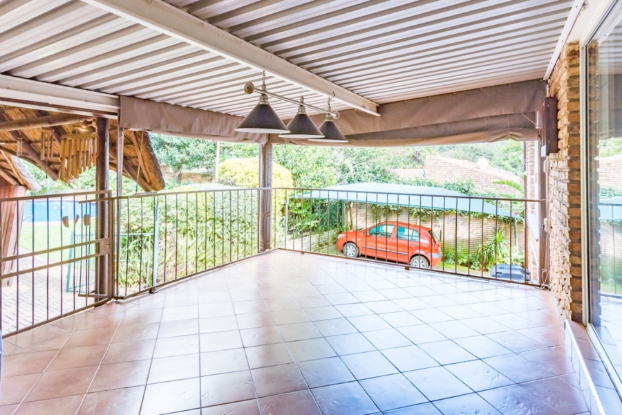4 Bedroom Property for Sale in Rant En Dal Gauteng