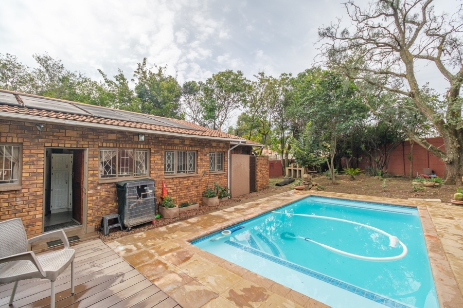 3 Bedroom Property for Sale in Glenvista Gauteng