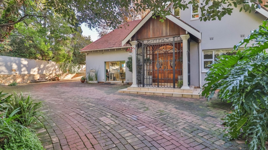 6 Bedroom Property for Sale in Lambton Gauteng