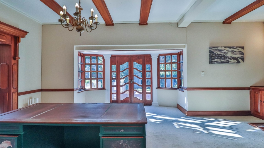 6 Bedroom Property for Sale in Lambton Gauteng