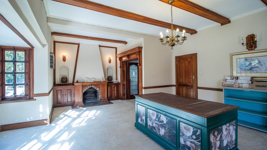 6 Bedroom Property for Sale in Lambton Gauteng