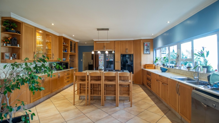 6 Bedroom Property for Sale in Lambton Gauteng