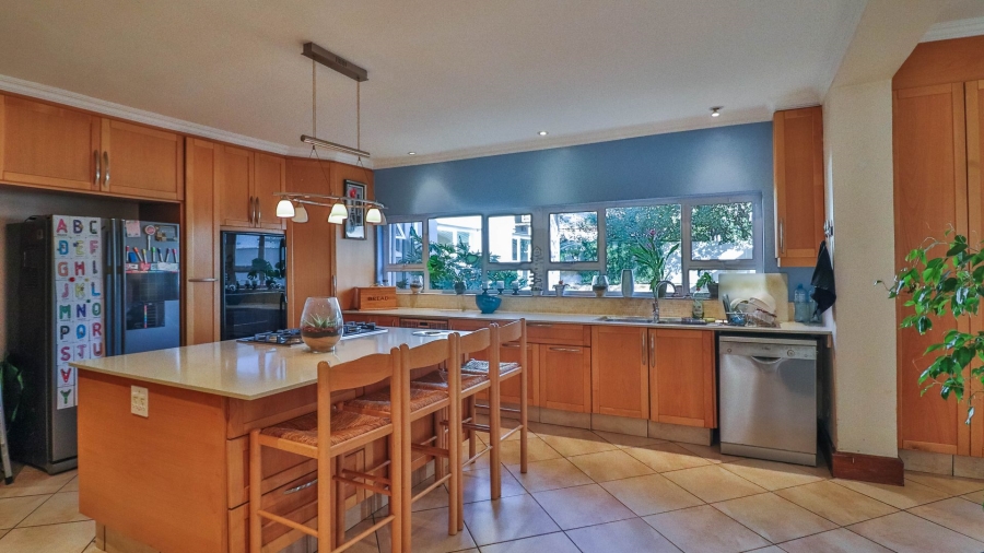 6 Bedroom Property for Sale in Lambton Gauteng