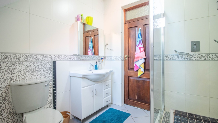 6 Bedroom Property for Sale in Lambton Gauteng