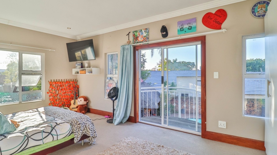 6 Bedroom Property for Sale in Lambton Gauteng