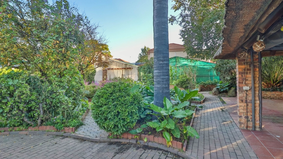 6 Bedroom Property for Sale in Lambton Gauteng