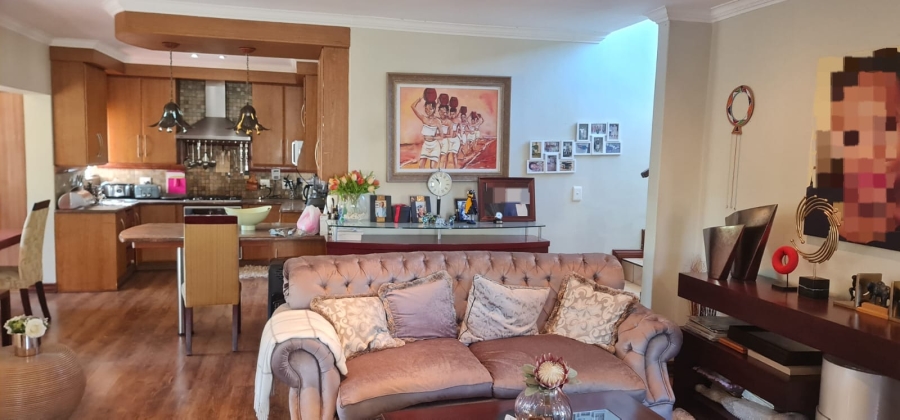 3 Bedroom Property for Sale in Equestria Gauteng