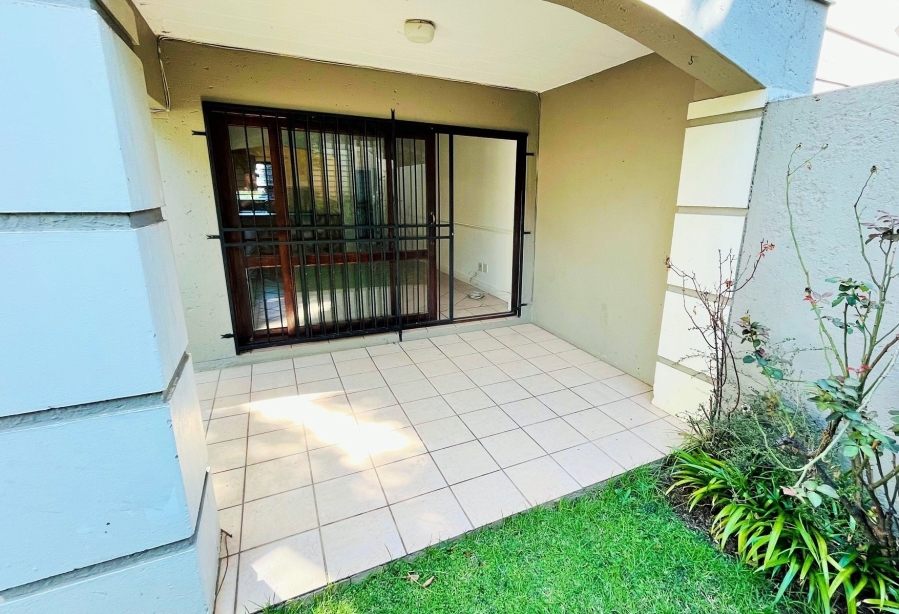 To Let 1 Bedroom Property for Rent in Melrose Gauteng