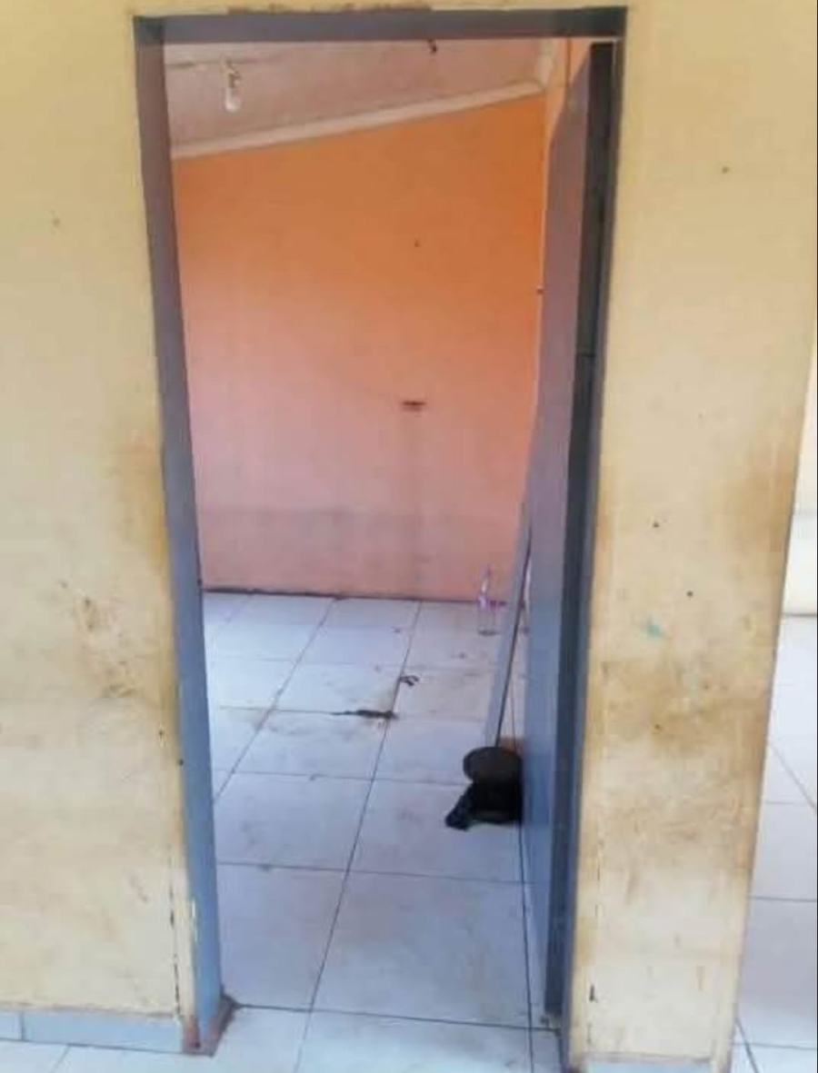 2 Bedroom Property for Sale in Mohlakeng Gauteng