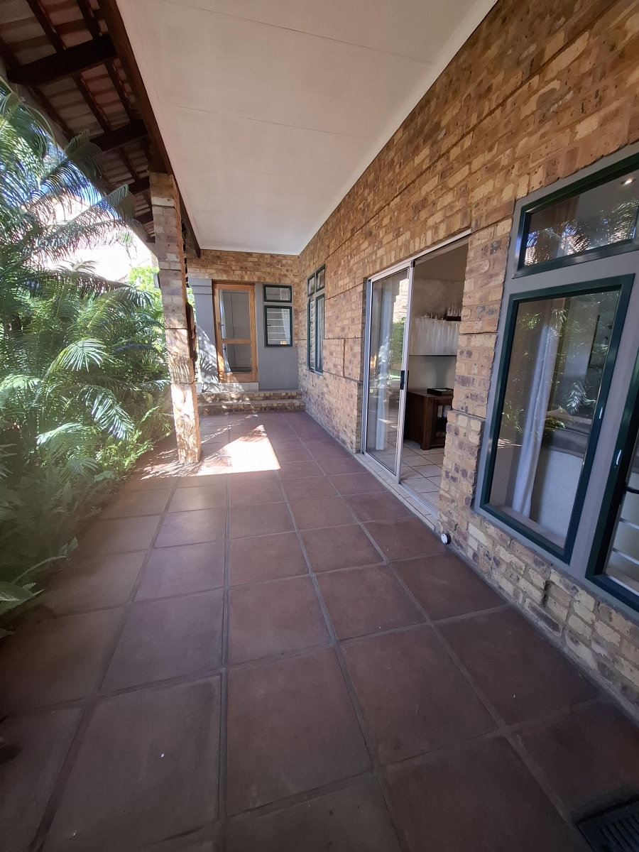 3 Bedroom Property for Sale in Faerie Glen Gauteng