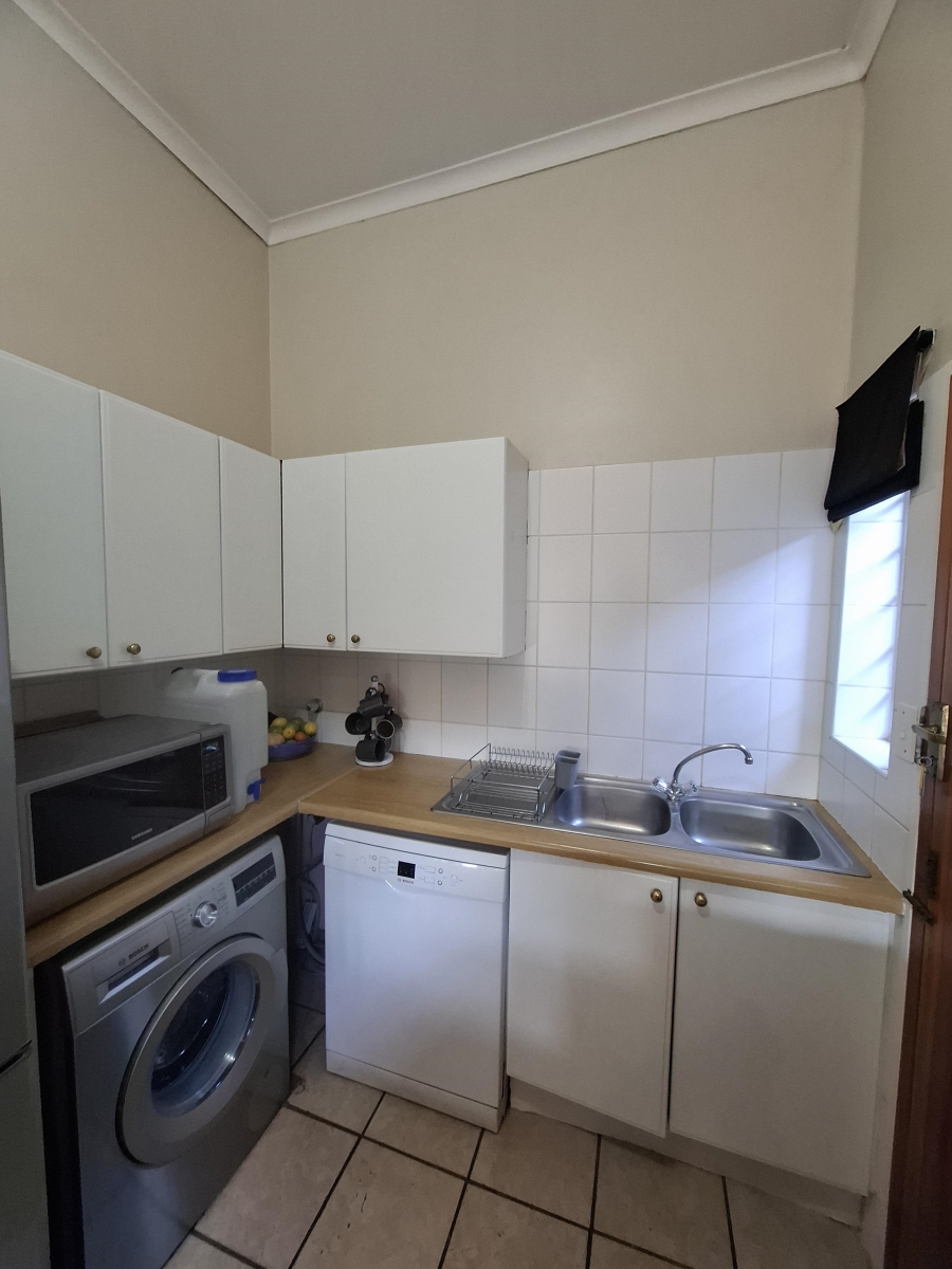 3 Bedroom Property for Sale in Faerie Glen Gauteng