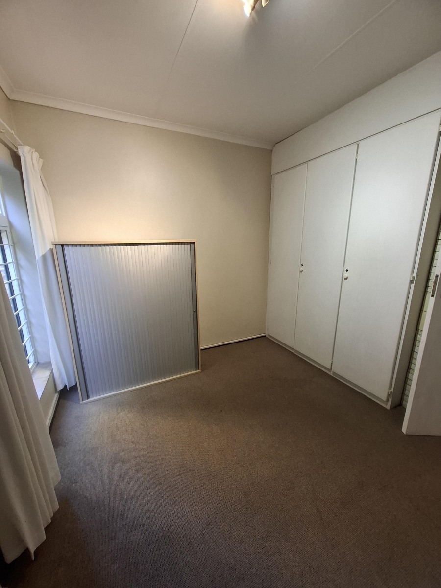 3 Bedroom Property for Sale in Faerie Glen Gauteng