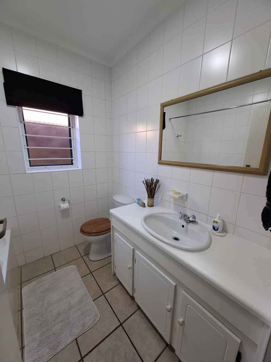 3 Bedroom Property for Sale in Faerie Glen Gauteng