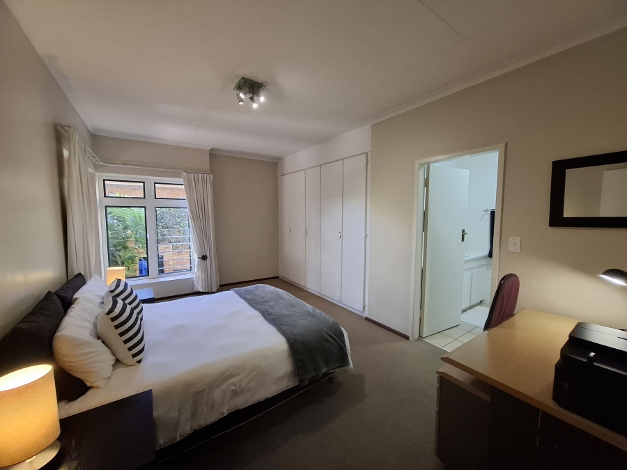 3 Bedroom Property for Sale in Faerie Glen Gauteng