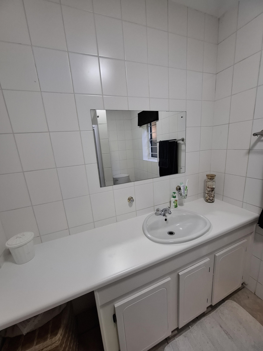 3 Bedroom Property for Sale in Faerie Glen Gauteng