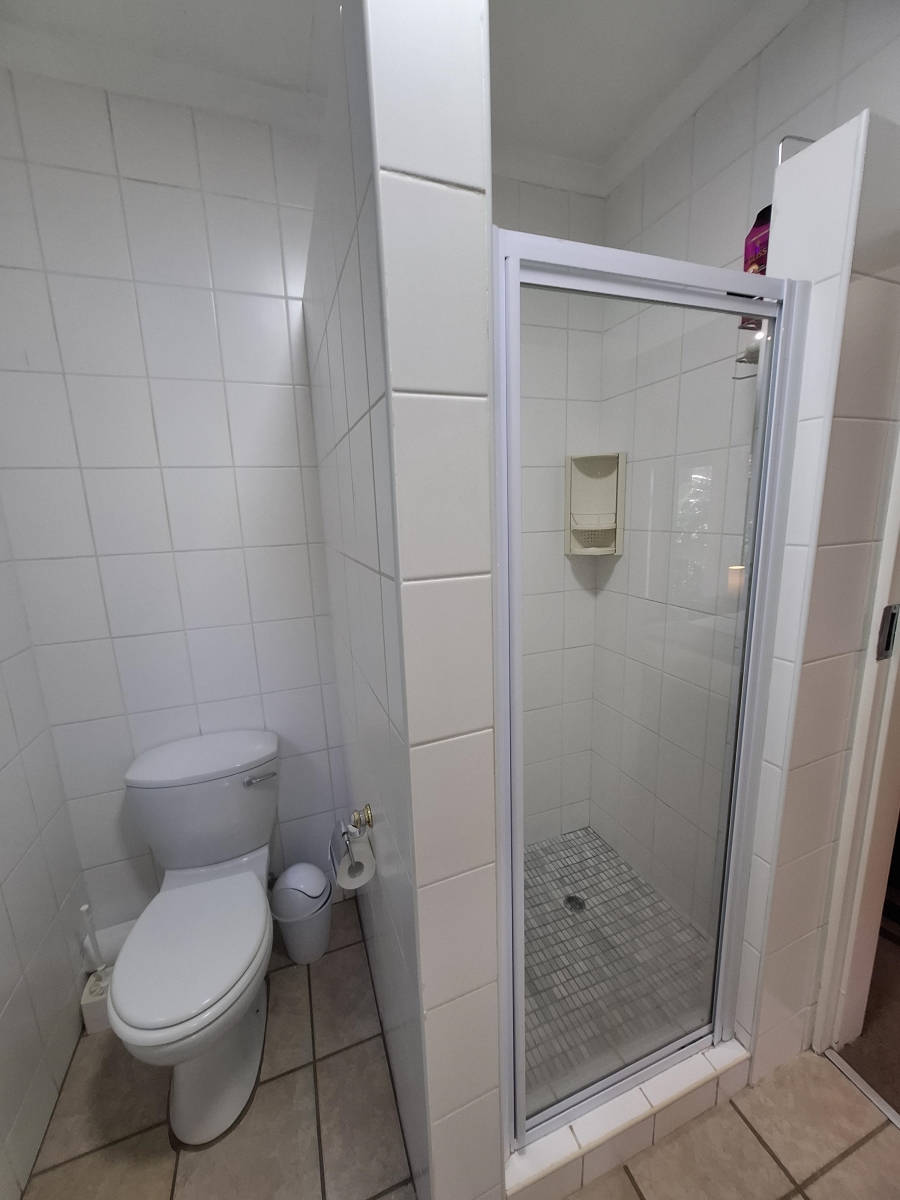 3 Bedroom Property for Sale in Faerie Glen Gauteng