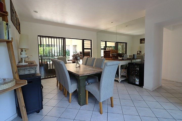 To Let 4 Bedroom Property for Rent in Bryanston Gauteng