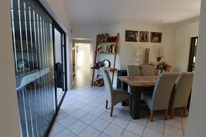 To Let 4 Bedroom Property for Rent in Bryanston Gauteng