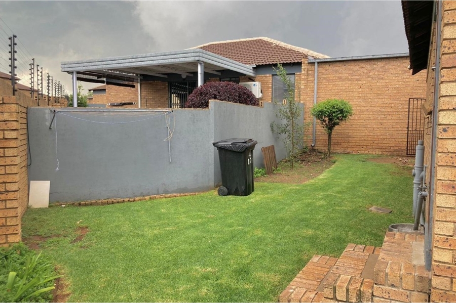 3 Bedroom Property for Sale in Halfway Gardens Gauteng