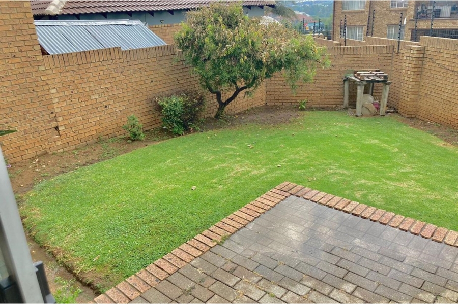 3 Bedroom Property for Sale in Halfway Gardens Gauteng