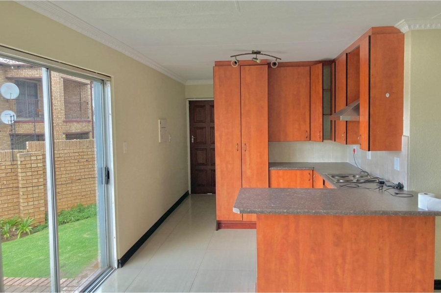 3 Bedroom Property for Sale in Halfway Gardens Gauteng