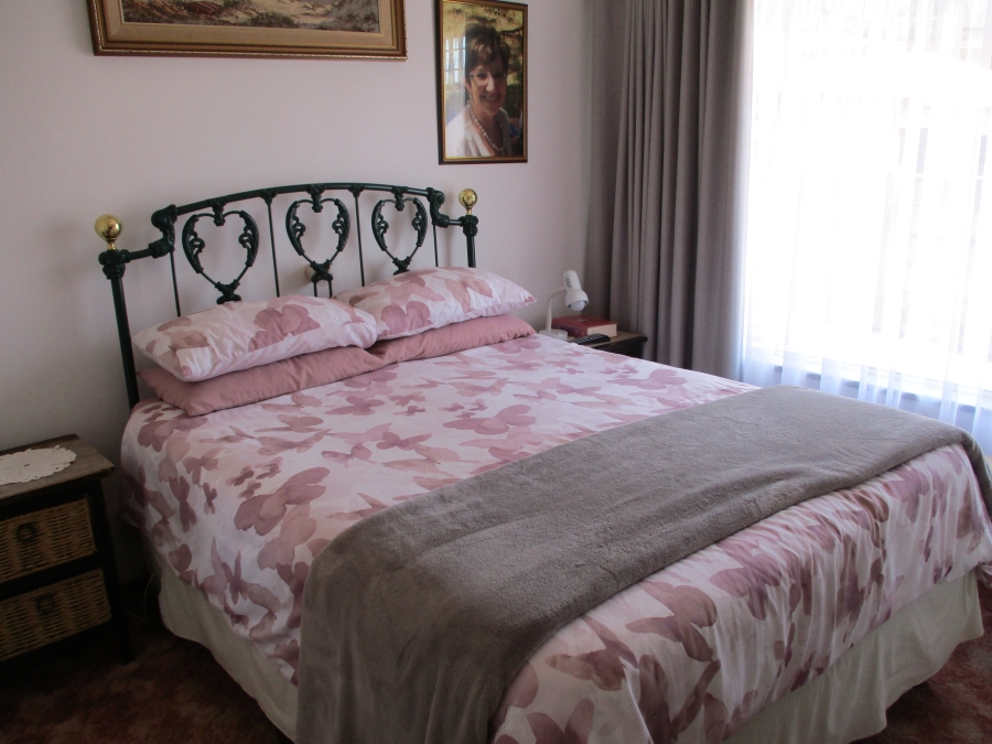 4 Bedroom Property for Sale in Roodekrans Gauteng