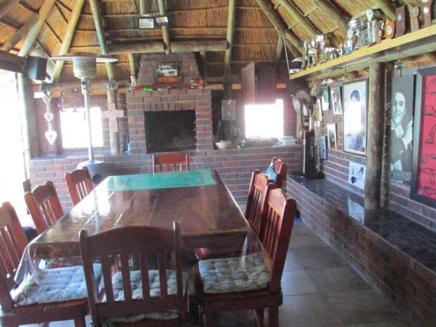 4 Bedroom Property for Sale in Roodekrans Gauteng