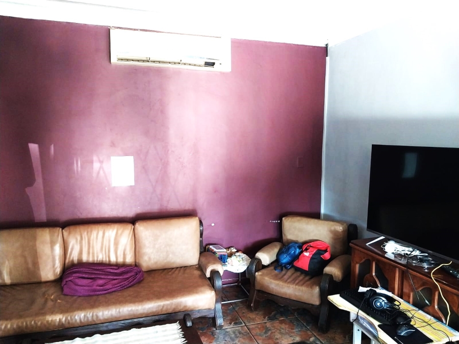 4 Bedroom Property for Sale in Eloffsdal Gauteng