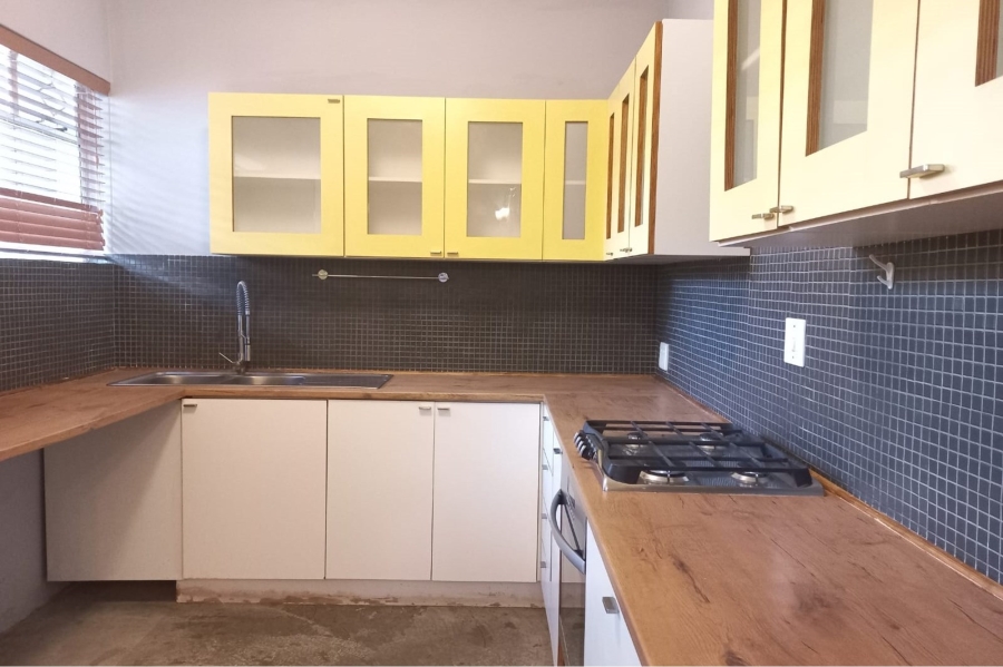 To Let 2 Bedroom Property for Rent in Craighall Park Gauteng