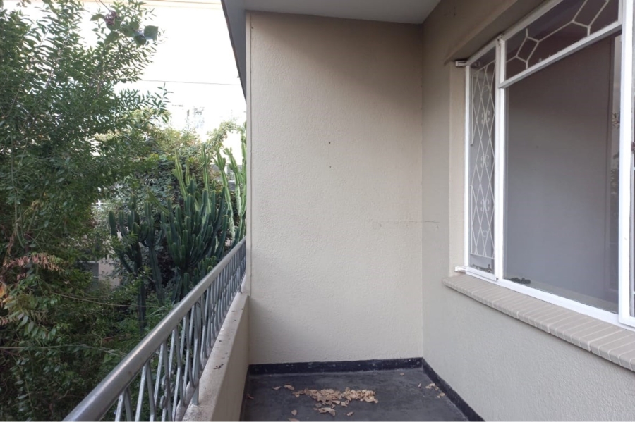 To Let 2 Bedroom Property for Rent in Craighall Park Gauteng