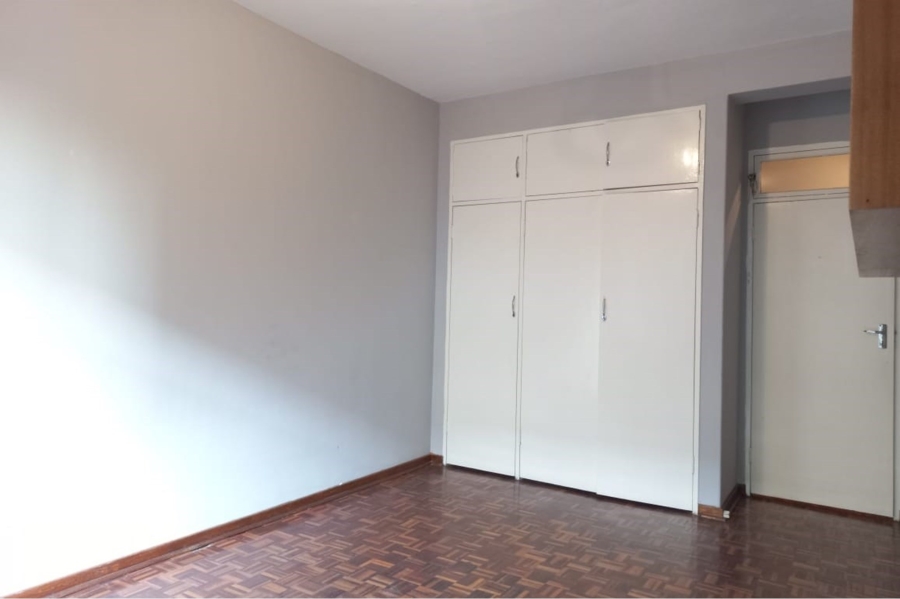 To Let 2 Bedroom Property for Rent in Craighall Park Gauteng