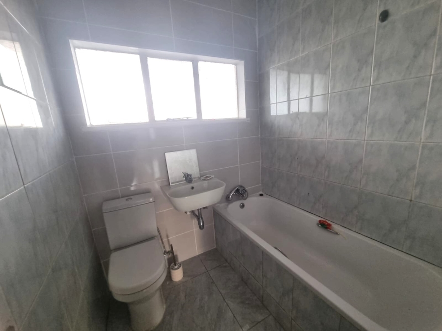 3 Bedroom Property for Sale in Three Rivers Gauteng