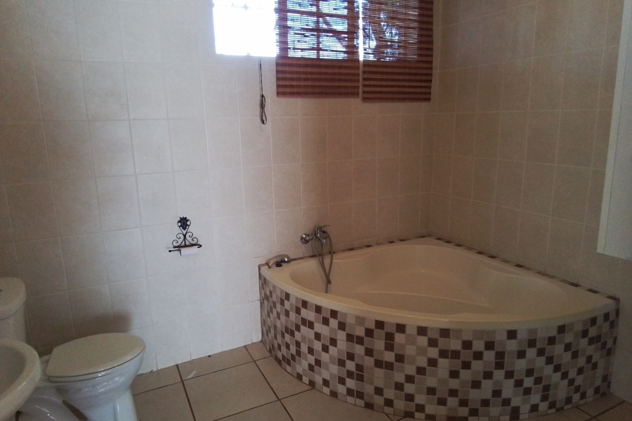 3 Bedroom Property for Sale in Walker Fruit Farms Gauteng
