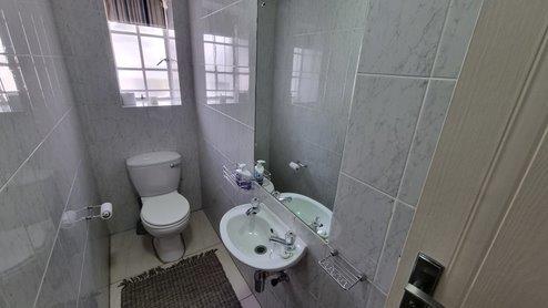 To Let 2 Bedroom Property for Rent in Die Hoewes Gauteng