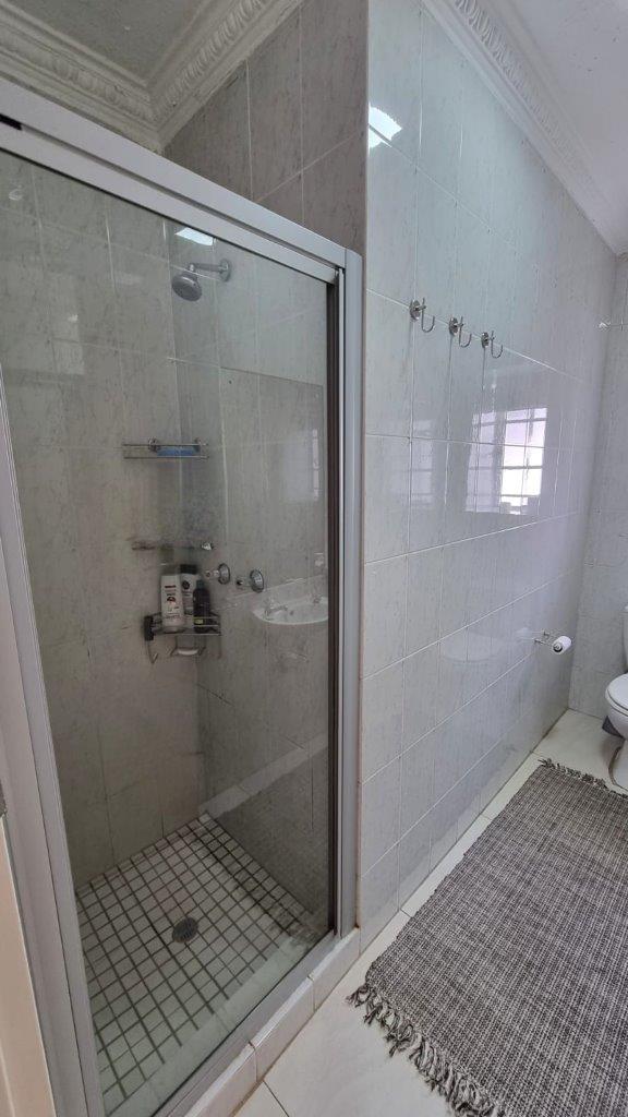 To Let 2 Bedroom Property for Rent in Die Hoewes Gauteng