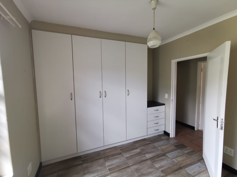 4 Bedroom Property for Sale in Brackenhurst Gauteng