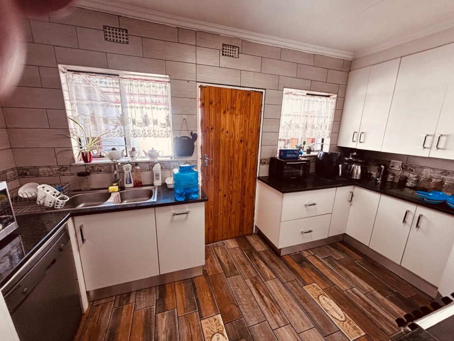 3 Bedroom Property for Sale in Dan Pienaarville Gauteng