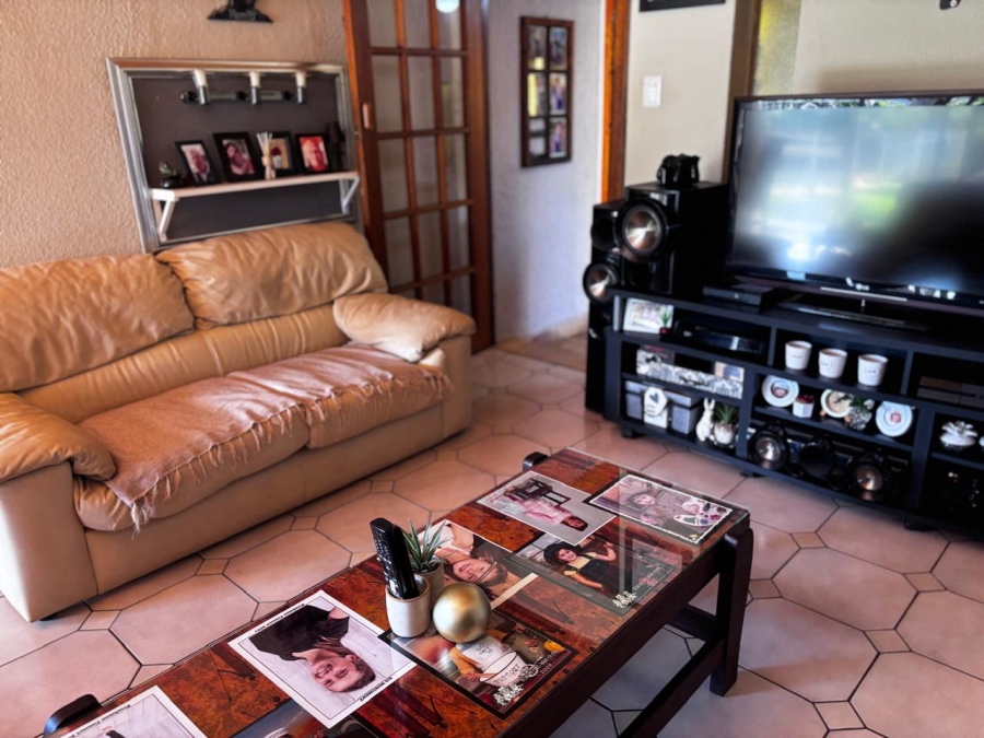 3 Bedroom Property for Sale in Dan Pienaarville Gauteng