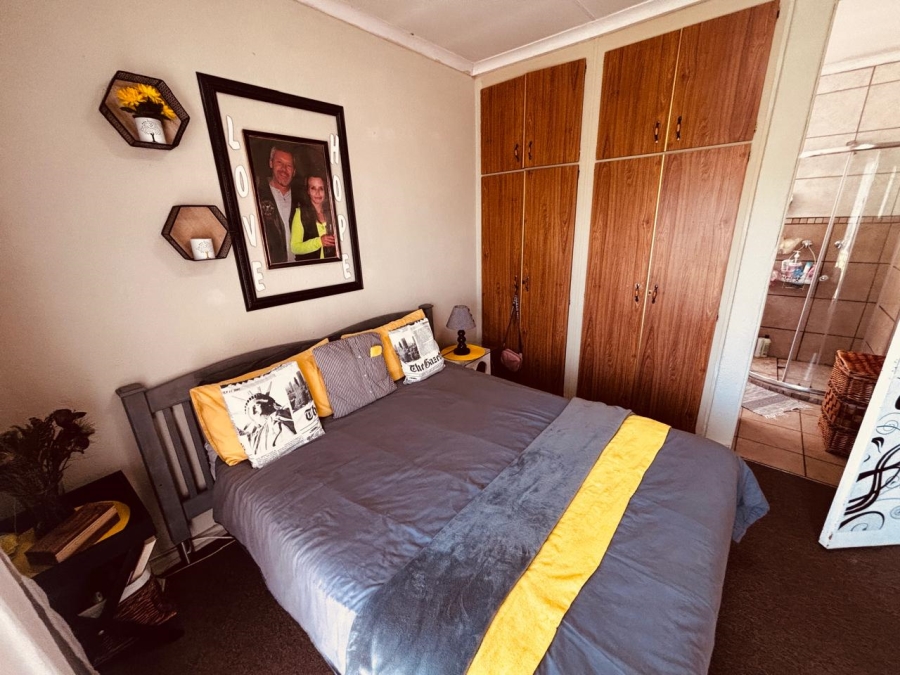 3 Bedroom Property for Sale in Dan Pienaarville Gauteng