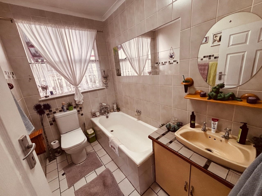 3 Bedroom Property for Sale in Dan Pienaarville Gauteng