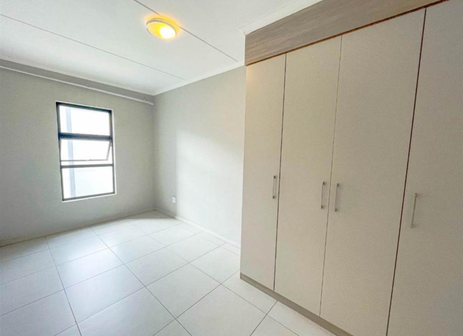 To Let 2 Bedroom Property for Rent in Midridge Park Gauteng