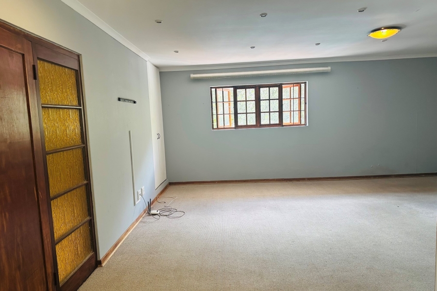 To Let 0 Bedroom Property for Rent in Linden Gauteng