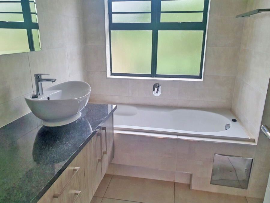 To Let 2 Bedroom Property for Rent in Craighall Gauteng