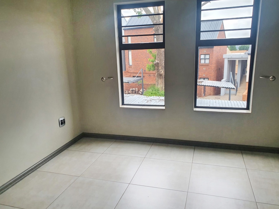 To Let 2 Bedroom Property for Rent in Craighall Gauteng