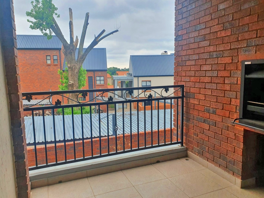 To Let 2 Bedroom Property for Rent in Craighall Gauteng
