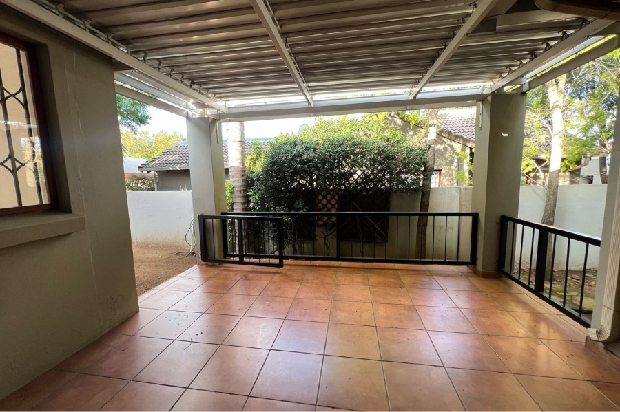 To Let 2 Bedroom Property for Rent in North Riding Gauteng