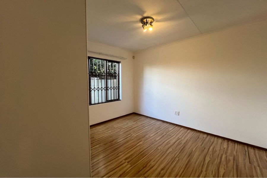 To Let 2 Bedroom Property for Rent in North Riding Gauteng